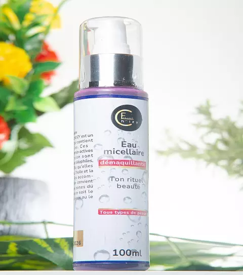 Eau micellaire